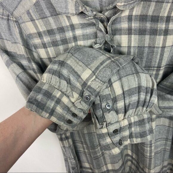 XIRENA Ali Top Dovetail Flannel Ruffle Grey Blouse Size Small Plaid Popover USA - Picture 7 of 10